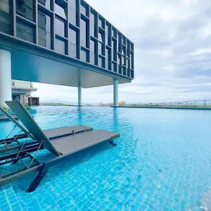 Bali Sea View Residences At Stayrene Maleisië